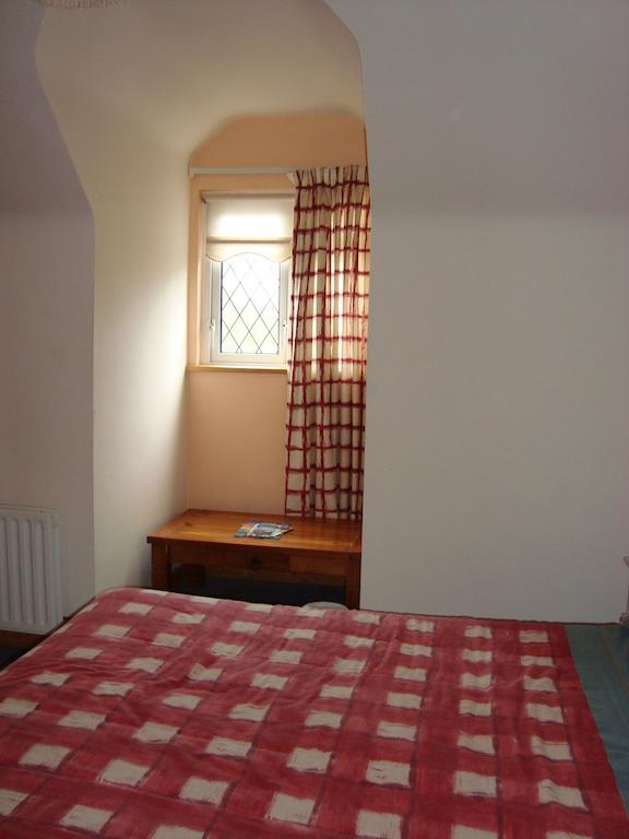 Hy Breasal B&B Achill Sound Habitación foto