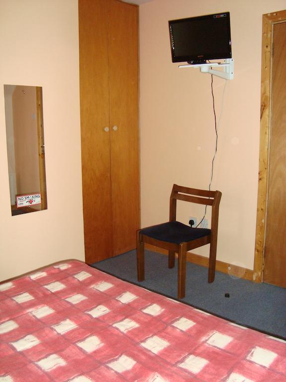 Hy Breasal B&B Achill Sound Habitación foto
